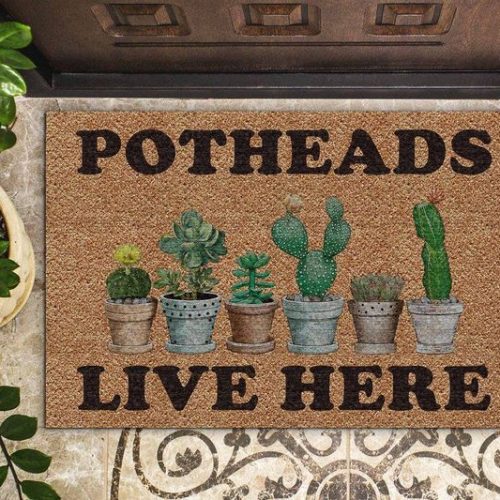 Potheads Live Here Succulent Doormat