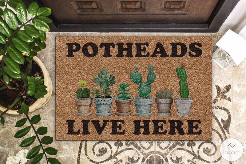 Potheads Live Here Succulent Doormat