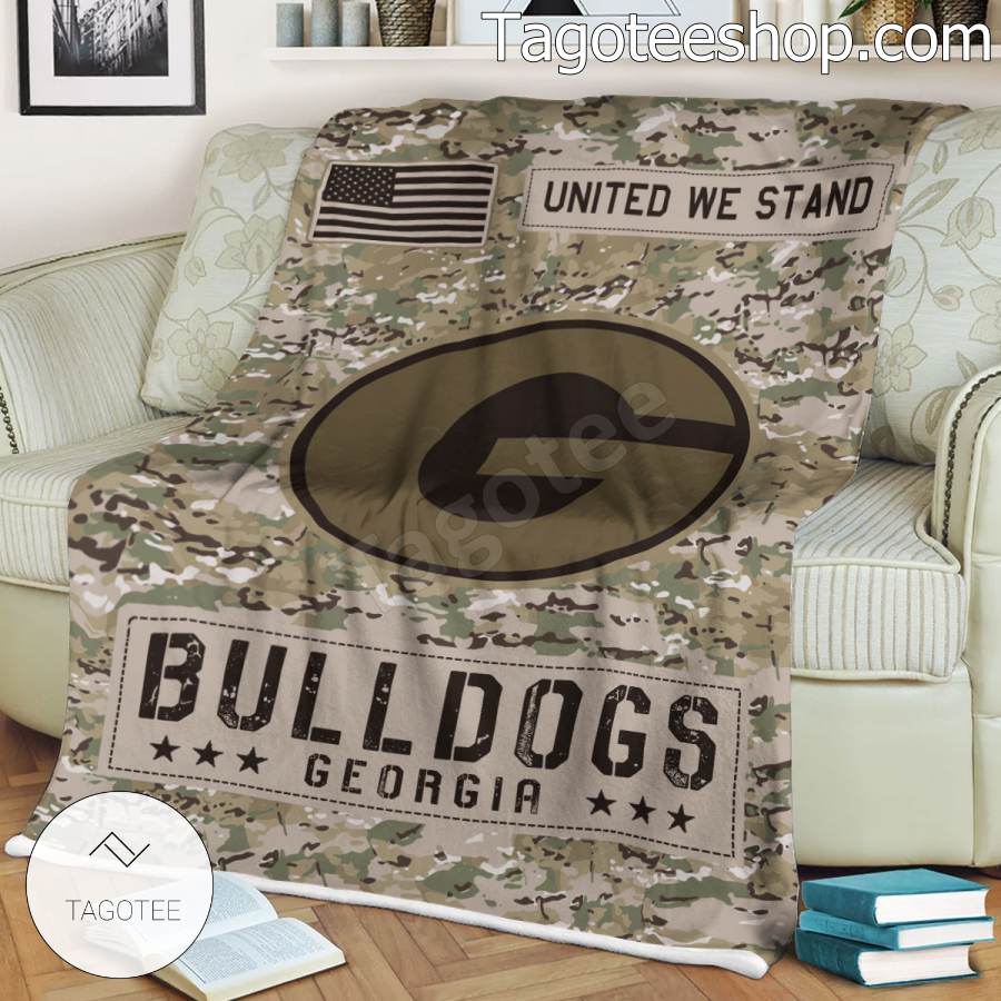 NCAA Georgia Bulldogs Army Camo Blanket a