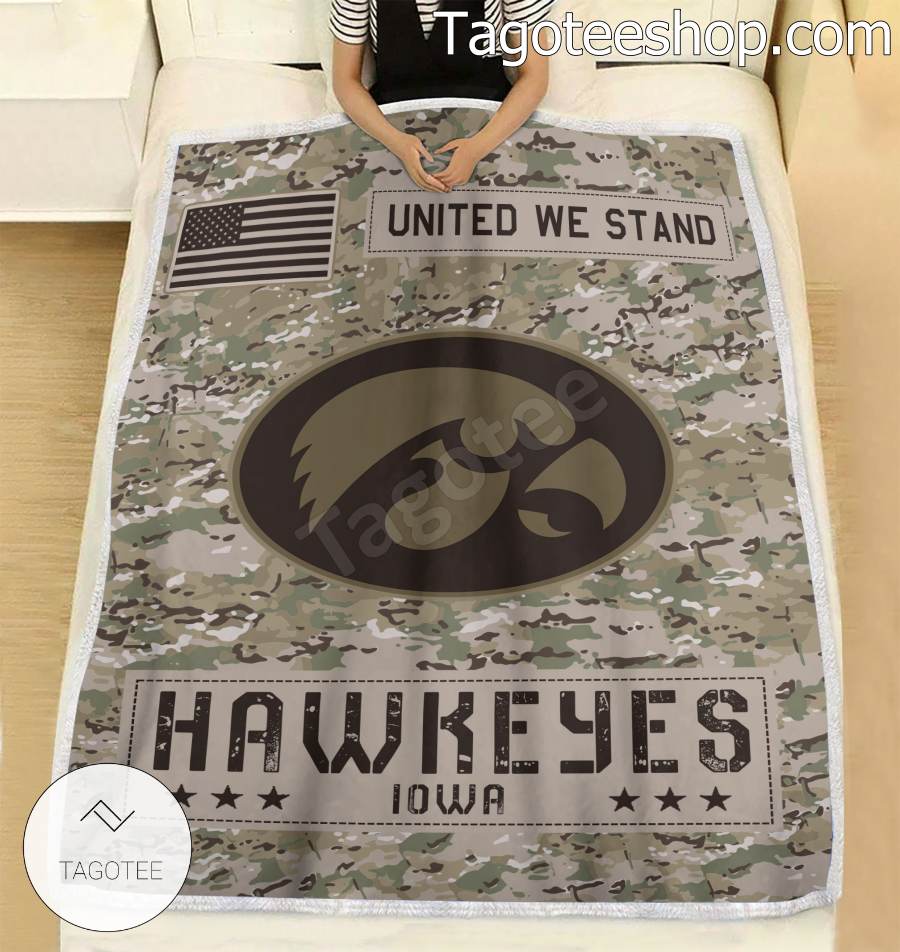 NCAA Iowa Hawkeyes Army Camo Blanket b