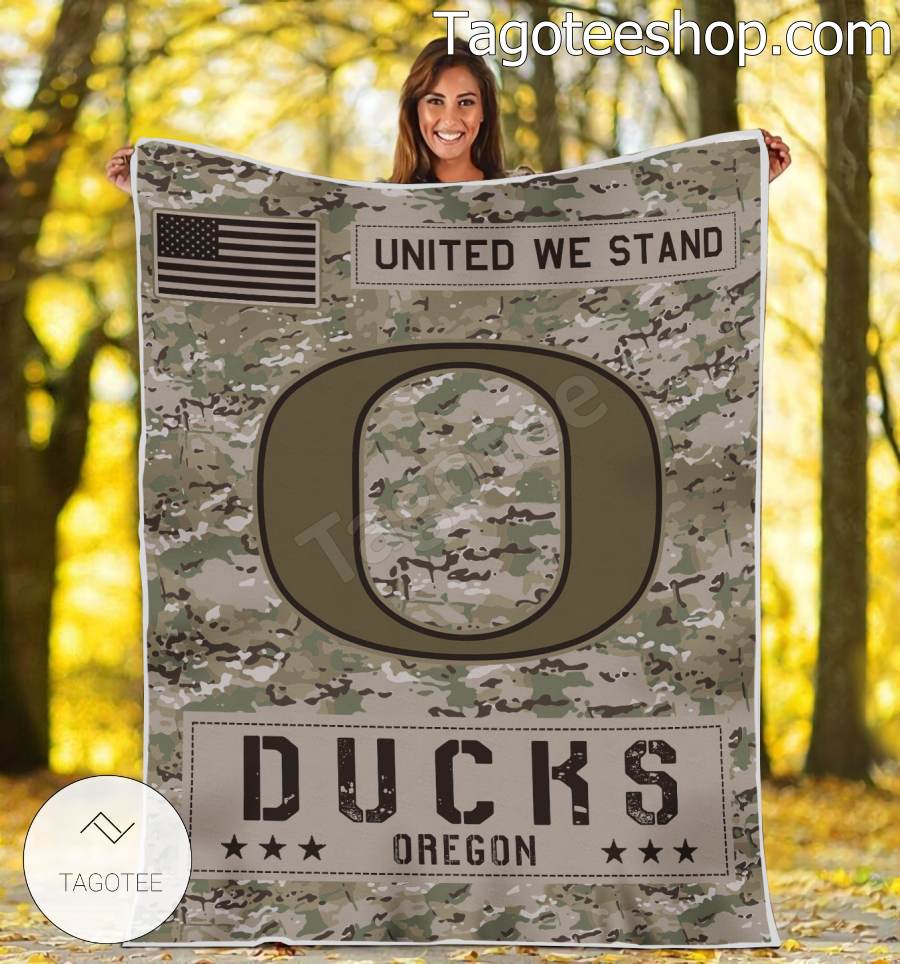 NCAA Oregon Ducks Army Camo Blanket