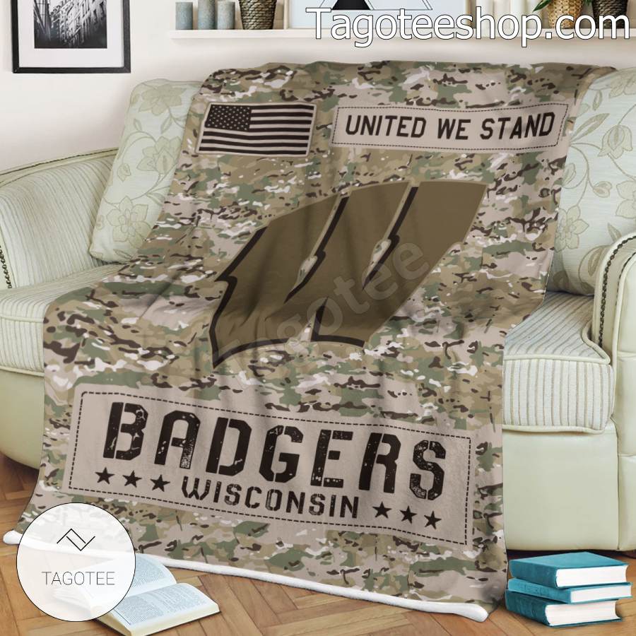 NCAA Wisconsin Badgers Army Camo Blanket a
