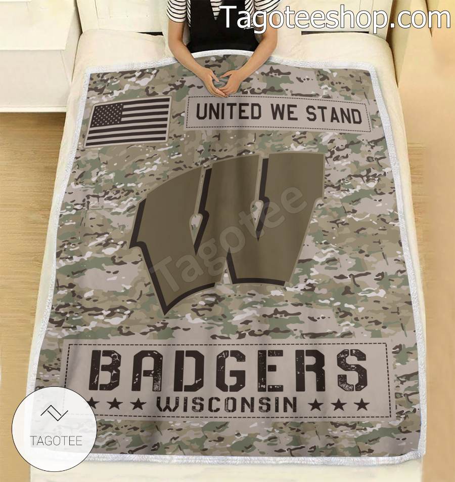 NCAA Wisconsin Badgers Army Camo Blanket b
